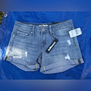 NWT low rise Dollhouse Distressed Denim Jean Shorts 3 Y2K